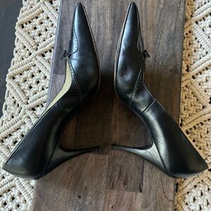 Custom Craft Holt Renfrew Benjamin Schwartz Vintage Black Leather Pumps 8.5